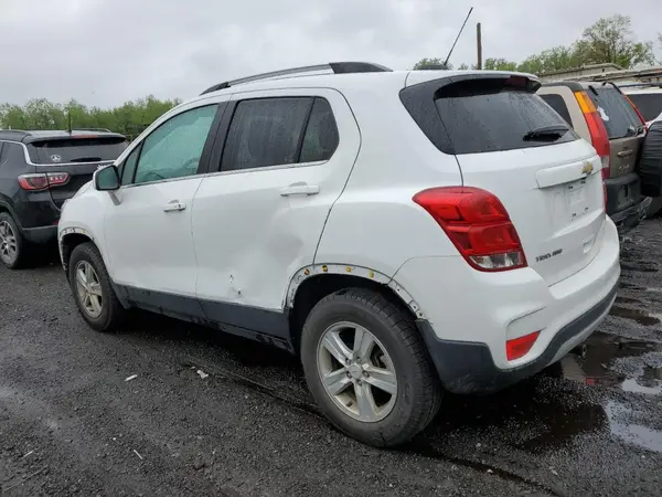 KL7CJPSB0LB315114 2020 CHEVROLET TRAX - Image 2