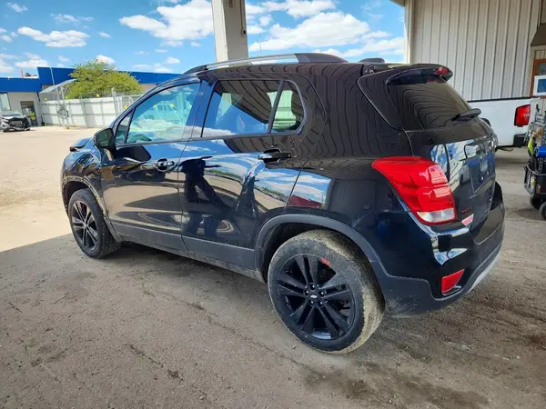 KL7CJPSB0LB335265 2020 CHEVROLET TRAX - Image 2