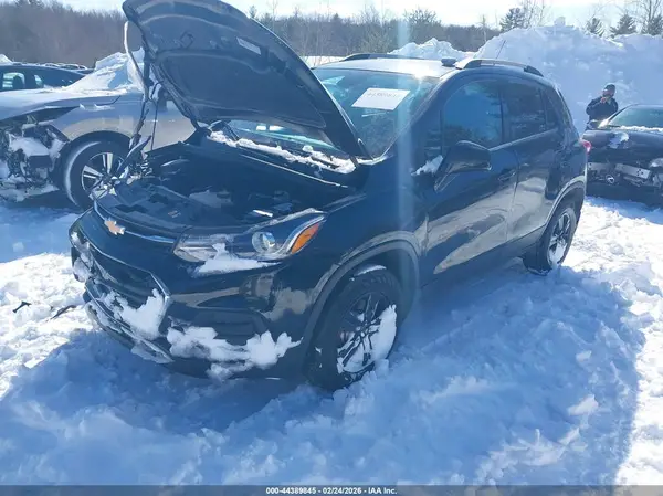 KL7CJPSB0LBO38738 2020 CHEVROLET TRAX - Image 2