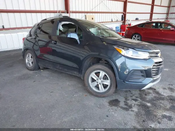 KL7CJPSB0MB307452 2021 CHEVROLET TRAX - Image 1