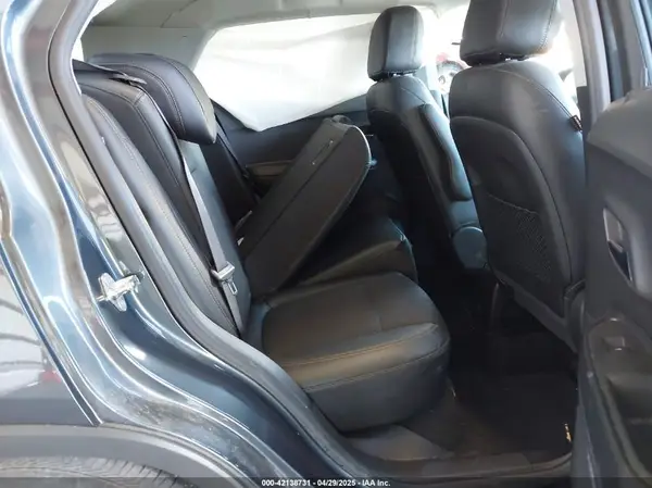 KL7CJPSB0MB307452 2021 CHEVROLET TRAX - Image 8