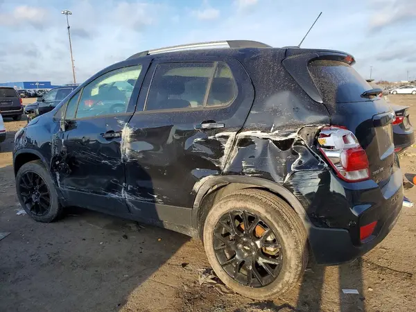 KL7CJPSB0MB315762 2021 CHEVROLET TRAX - Image 2