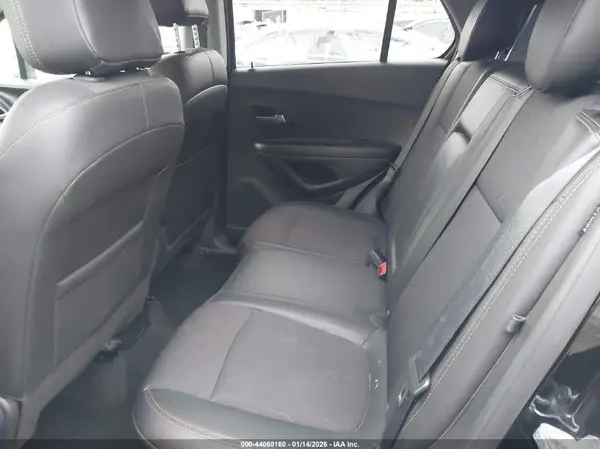 KL7CJPSB0MB319536 2021 CHEVROLET TRAX - Image 8
