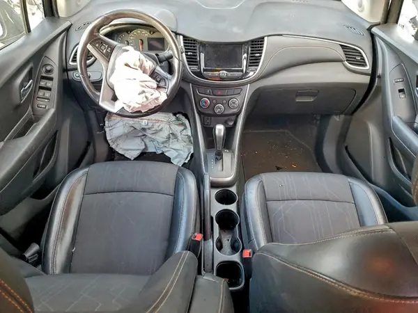 KL7CJPSB0MB319973 2021 CHEVROLET TRAX - Image 8