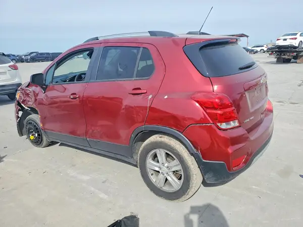 KL7CJPSB0MB326020 2021 CHEVROLET TRAX - Image 2