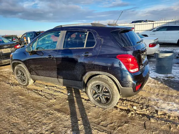 KL7CJPSB0MB335896 2021 CHEVROLET TRAX - Image 2