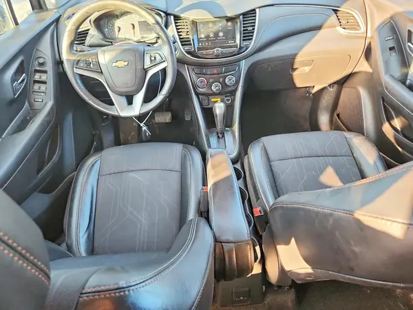 KL7CJPSB0MB335896 2021 CHEVROLET TRAX - Image 8