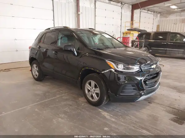 KL7CJPSB0MB346011 2021 CHEVROLET TRAX - Image 1