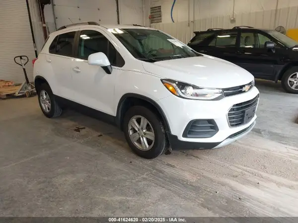 KL7CJPSB0MB349846 2021 CHEVROLET TRAX - Image 1