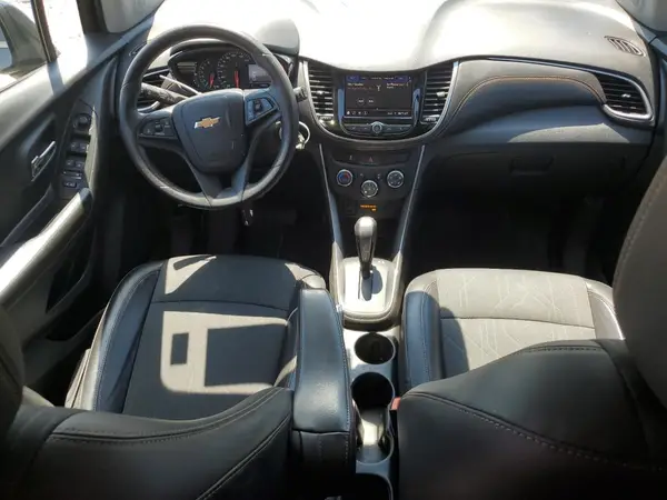 KL7CJPSB0MB353556 2021 CHEVROLET TRAX - Image 8
