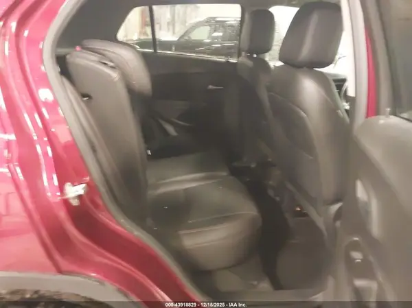 KL7CJPSB0MB355131 2021 CHEVROLET TRAX - Image 8