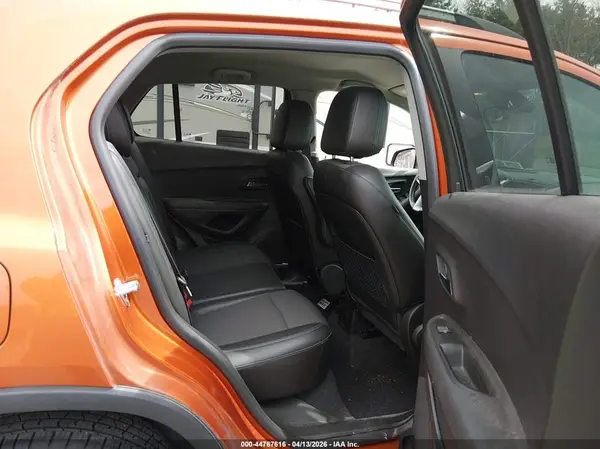 KL7CJPSB1GB602337 2016 CHEVROLET TRAX - Image 8