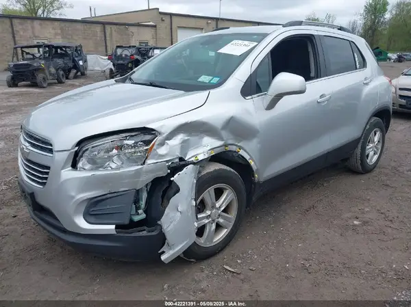 KL7CJPSB1GB610891 2016 CHEVROLET TRAX - Image 2