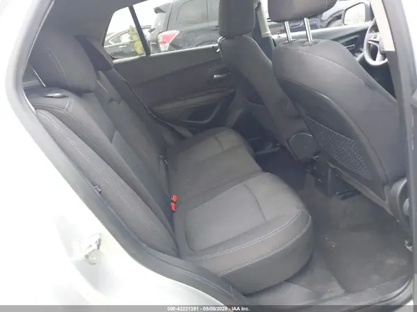 KL7CJPSB1GB610891 2016 CHEVROLET TRAX - Image 8