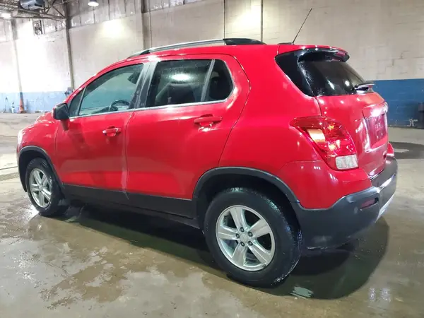 KL7CJPSB1GB658925 2016 CHEVROLET TRAX - Image 2