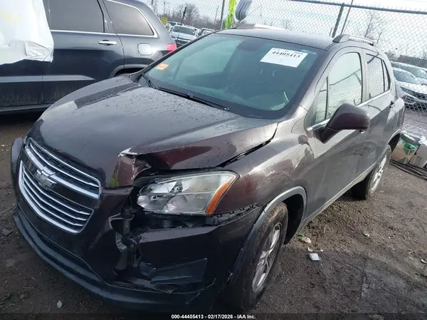 KL7CJPSB1GB683405 2016 CHEVROLET TRAX - Image 2