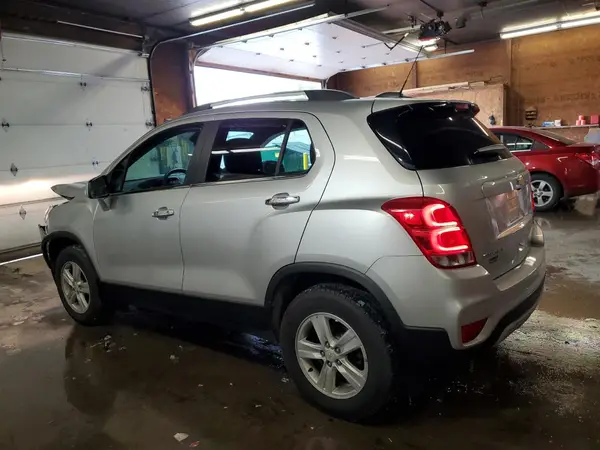KL7CJPSB1HB209035 2017 CHEVROLET TRAX - Image 2