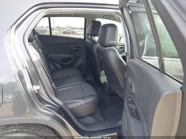 KL7CJPSB1HB222173 2017 CHEVROLET TRAX - Image 8