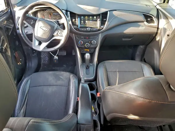 KL7CJPSB1JB596966 2018 CHEVROLET TRAX - Image 8