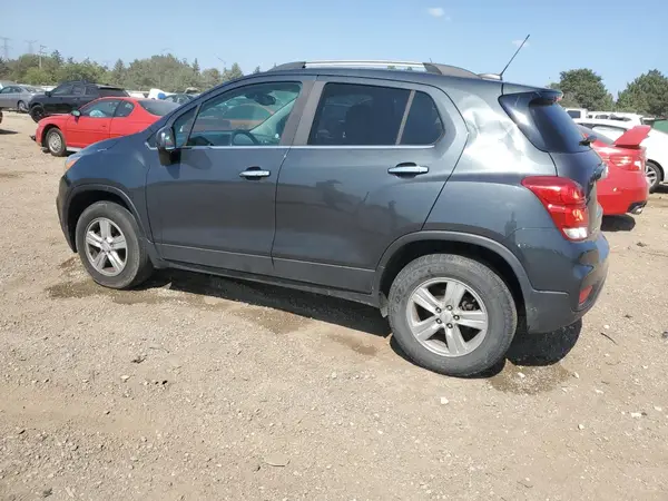 KL7CJPSB1JB656356 2018 CHEVROLET TRAX - Image 2