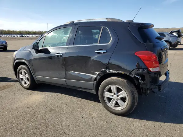 KL7CJPSB1KB822196 2019 CHEVROLET TRAX - Image 2