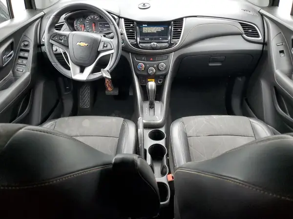 KL7CJPSB1KB827818 2019 CHEVROLET TRAX - Image 8