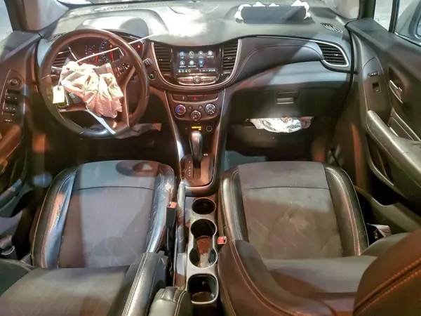 KL7CJPSB1KB865095 2019 CHEVROLET TRAX - Image 8