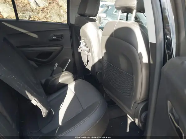 KL7CJPSB1KB868711 2019 CHEVROLET TRAX - Image 8