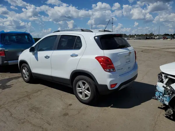 KL7CJPSB1KB870197 2019 CHEVROLET TRAX - Image 2