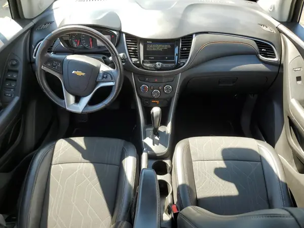 KL7CJPSB1KB870197 2019 CHEVROLET TRAX - Image 8