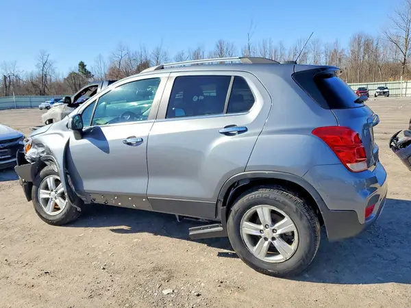 KL7CJPSB1KB874427 2019 CHEVROLET TRAX - Image 2