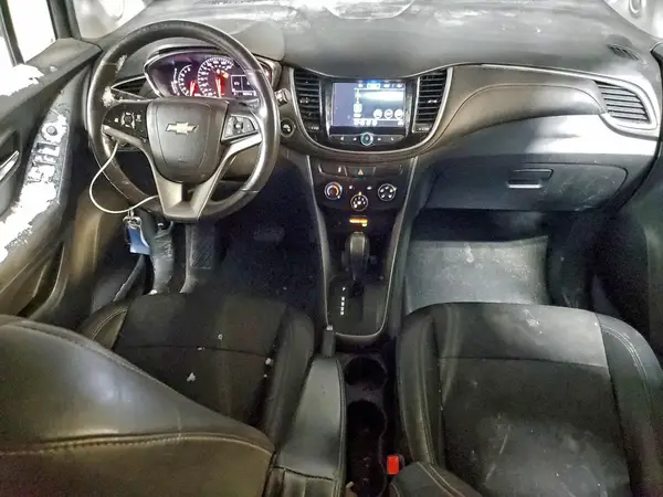 KL7CJPSB1KB900041 2019 CHEVROLET TRAX - Image 8