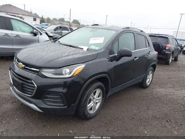 KL7CJPSB1KB901738 2019 CHEVROLET TRAX - Image 2