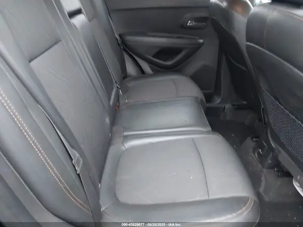 KL7CJPSB1KB901738 2019 CHEVROLET TRAX - Image 8
