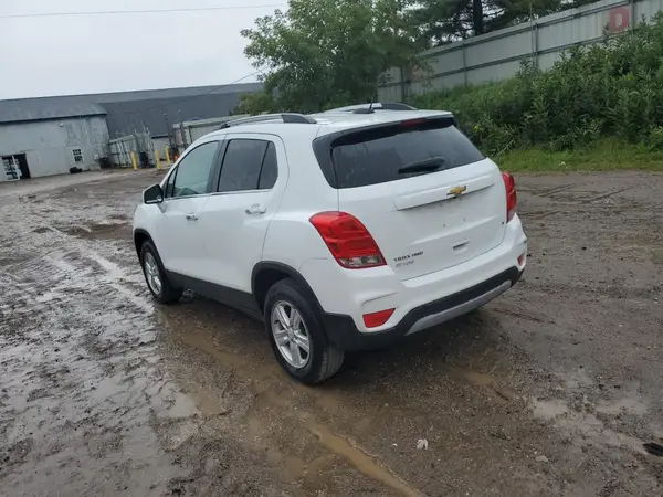 KL7CJPSB1KB906552 2019 CHEVROLET TRAX - Image 2