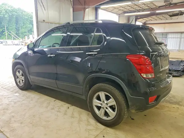 KL7CJPSB1KB923190 2019 CHEVROLET TRAX - Image 2