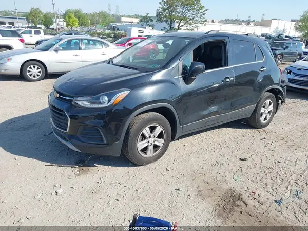 KL7CJPSB1KB926199 2019 CHEVROLET TRAX - Image 2