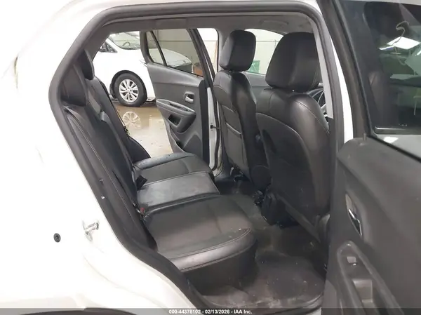 KL7CJPSB1KB927255 2019 CHEVROLET TRAX - Image 8