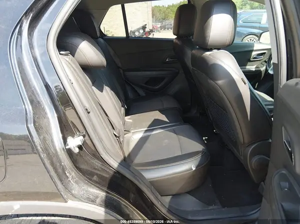 KL7CJPSB1KB943570 2019 CHEVROLET TRAX - Image 8
