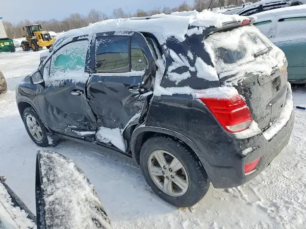 KL7CJPSB1KB945271 2019 CHEVROLET TRAX - Image 2