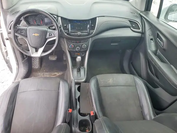 KL7CJPSB1KB951734 2019 CHEVROLET TRAX - Image 8