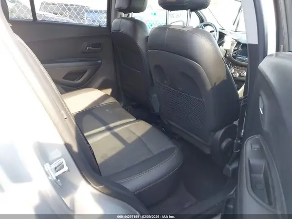 KL7CJPSB1LB022466 2020 CHEVROLET TRAX - Image 8