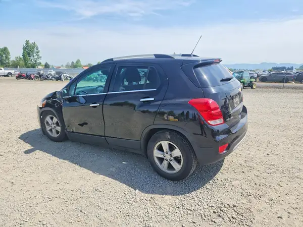 KL7CJPSB1LB025206 2020 CHEVROLET TRAX - Image 2