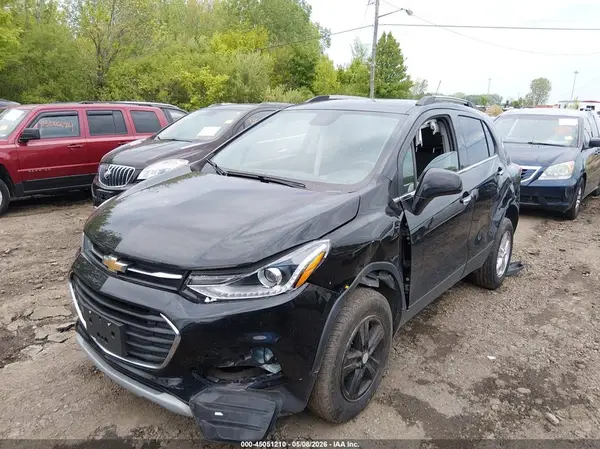 KL7CJPSB1LB034052 2020 CHEVROLET TRAX - Image 2