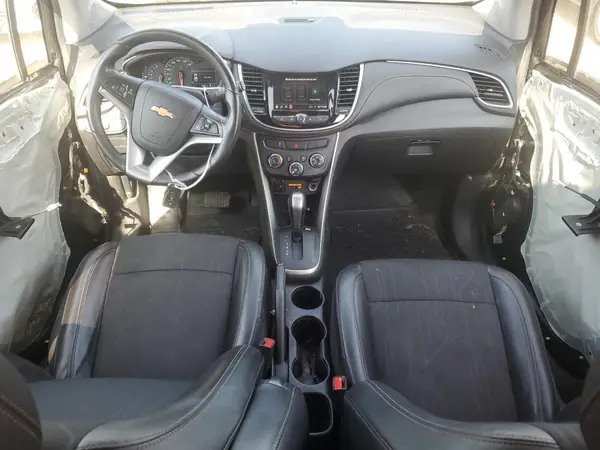 KL7CJPSB1LB038117 2020 CHEVROLET TRAX - Image 8