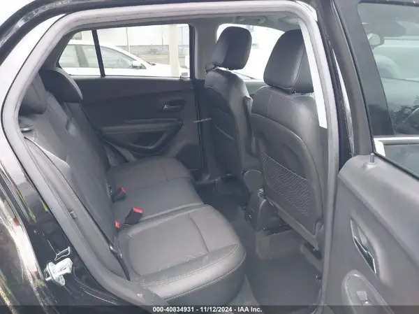 KL7CJPSB1LB038182 2020 CHEVROLET TRAX - Image 8