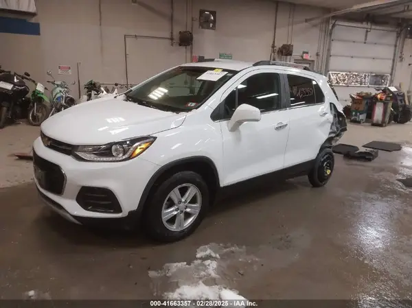 KL7CJPSB1LB067410 2020 CHEVROLET TRAX - Image 2