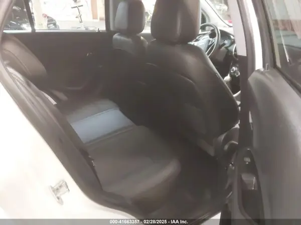 KL7CJPSB1LB067410 2020 CHEVROLET TRAX - Image 8