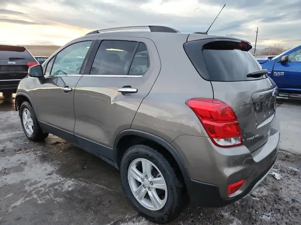 KL7CJPSB1LB344573 2020 CHEVROLET TRAX - Image 2