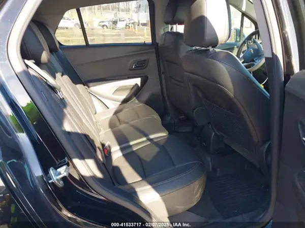 KL7CJPSB1LB351023 2020 CHEVROLET TRAX - Image 8